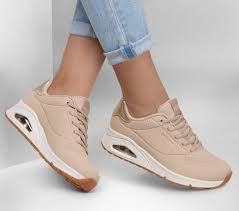 155196.NUDE SKECHERS UNO NUDE – Lifestyle Sports NZ