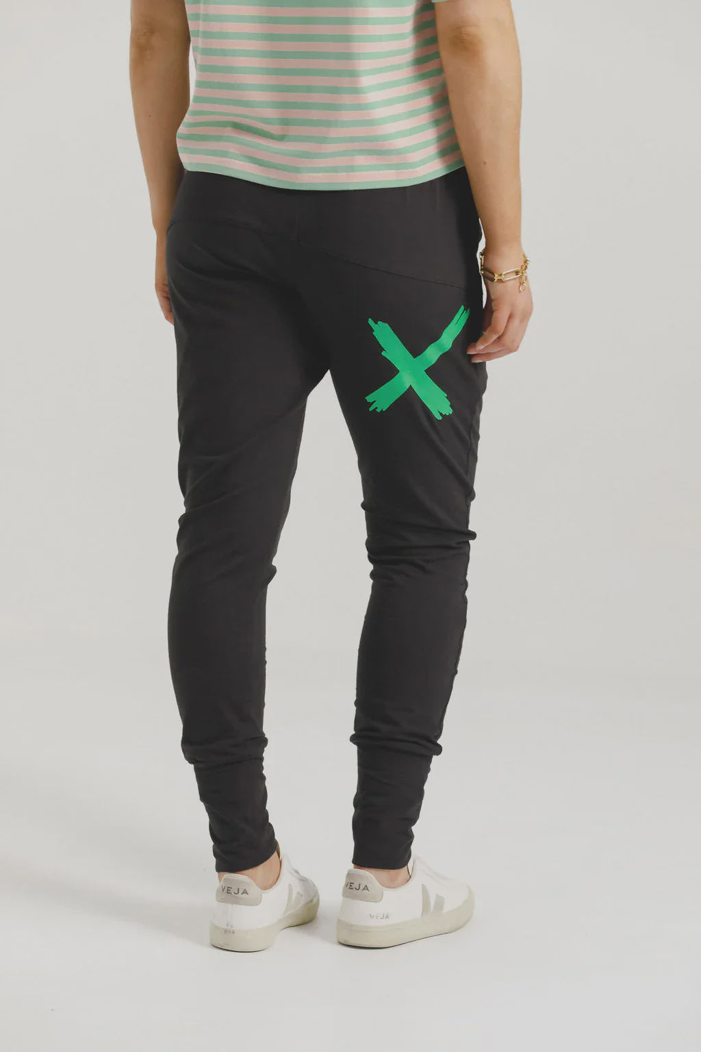 HL10053 APARTMENT PANTS KELLY GREEN