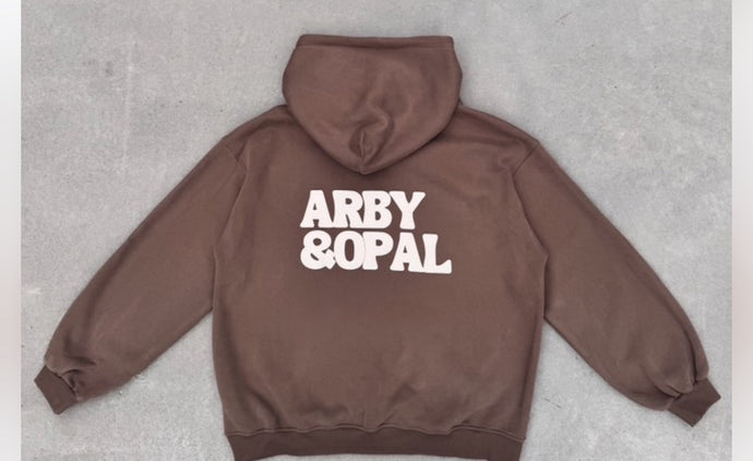 ARBY N OPAL STAPLE HOOD CHOC