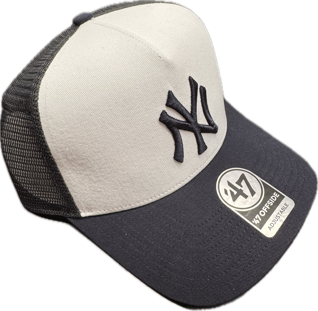 BPTOM17CNP-WH YANKEES TRUCKER