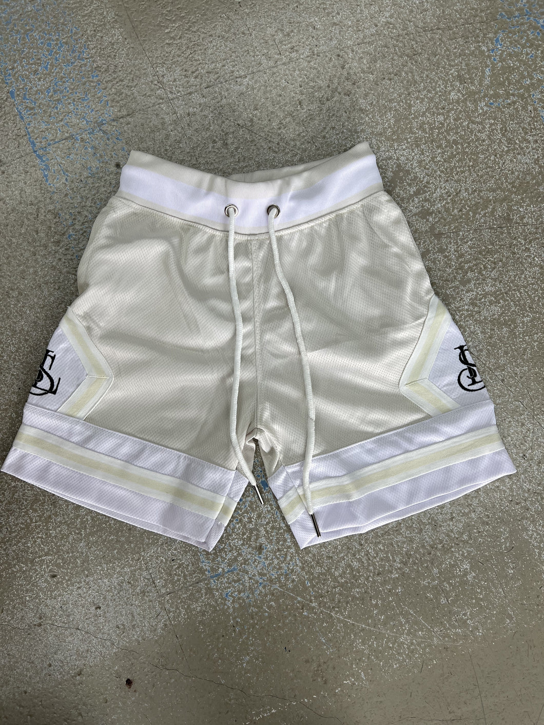 LS BASKETBALL SHORTS CREAM KIDS