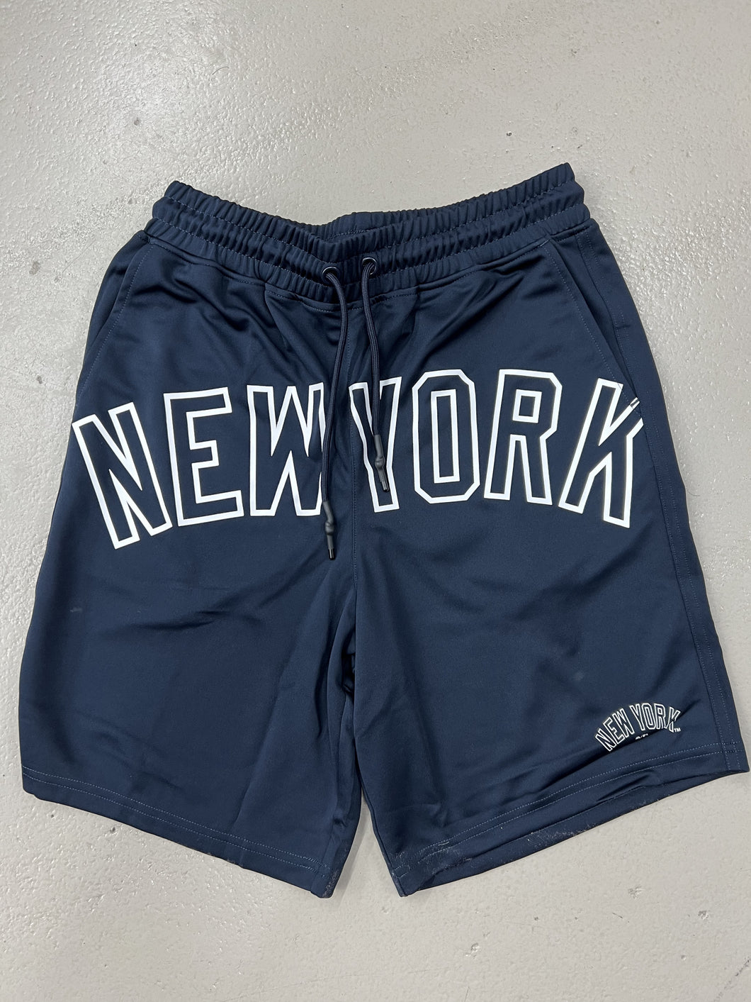 MJNY0663 BIGFACE NEWYORK SHORTS