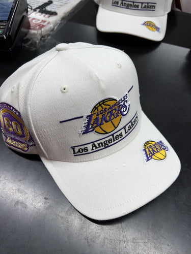 MNLL21189 LAKERS SHOW UP CAP