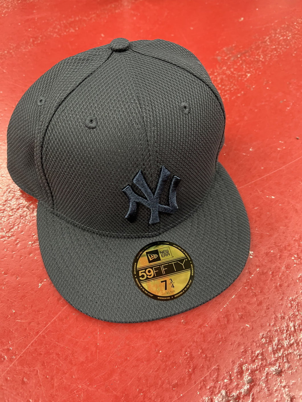 NE NAVY FITTED YANKEES CAP 13058374