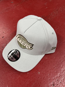 NE LAKERS CAP 12891457