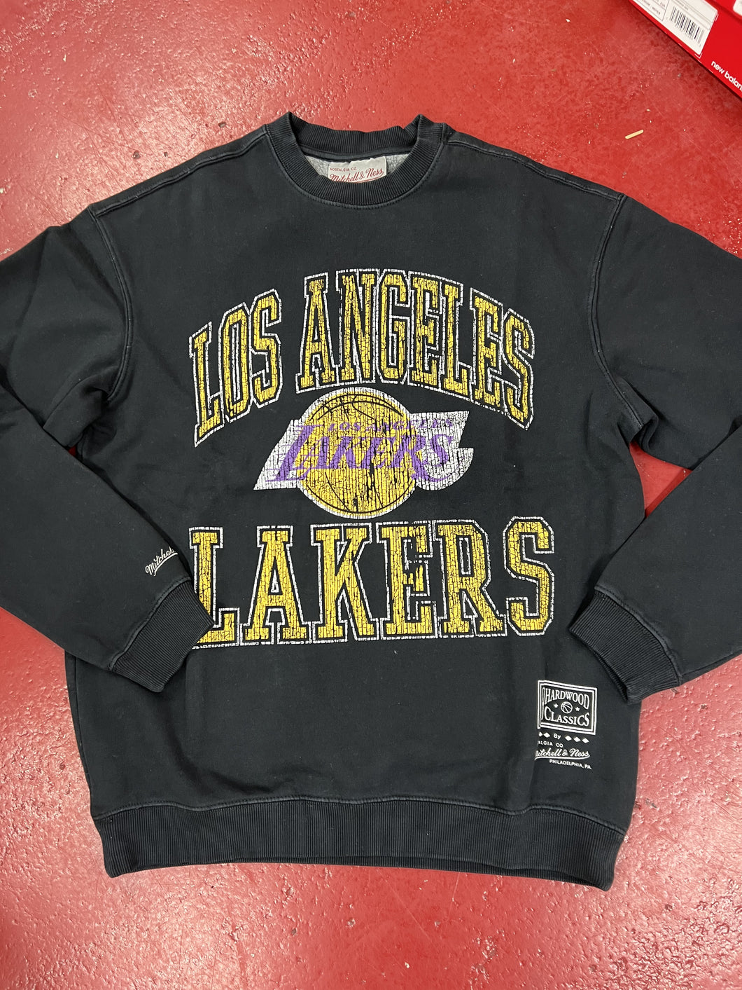 MNLL1480  IVY ARCH LAKERS
