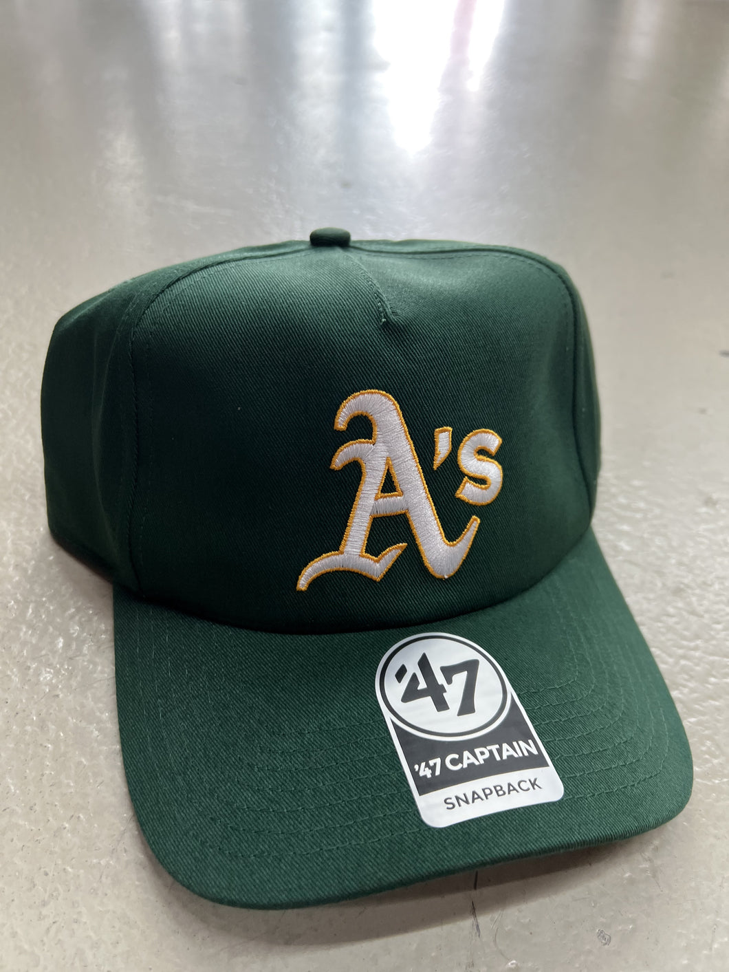 47 OAKLAND A'S CAPTAIN CAP