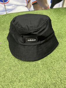 ADIDAS CLSC BUCKET HAT HC7210