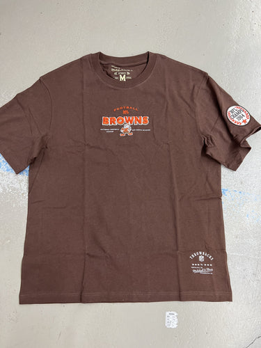 MNCL1049 PATCH TEE BROWNS