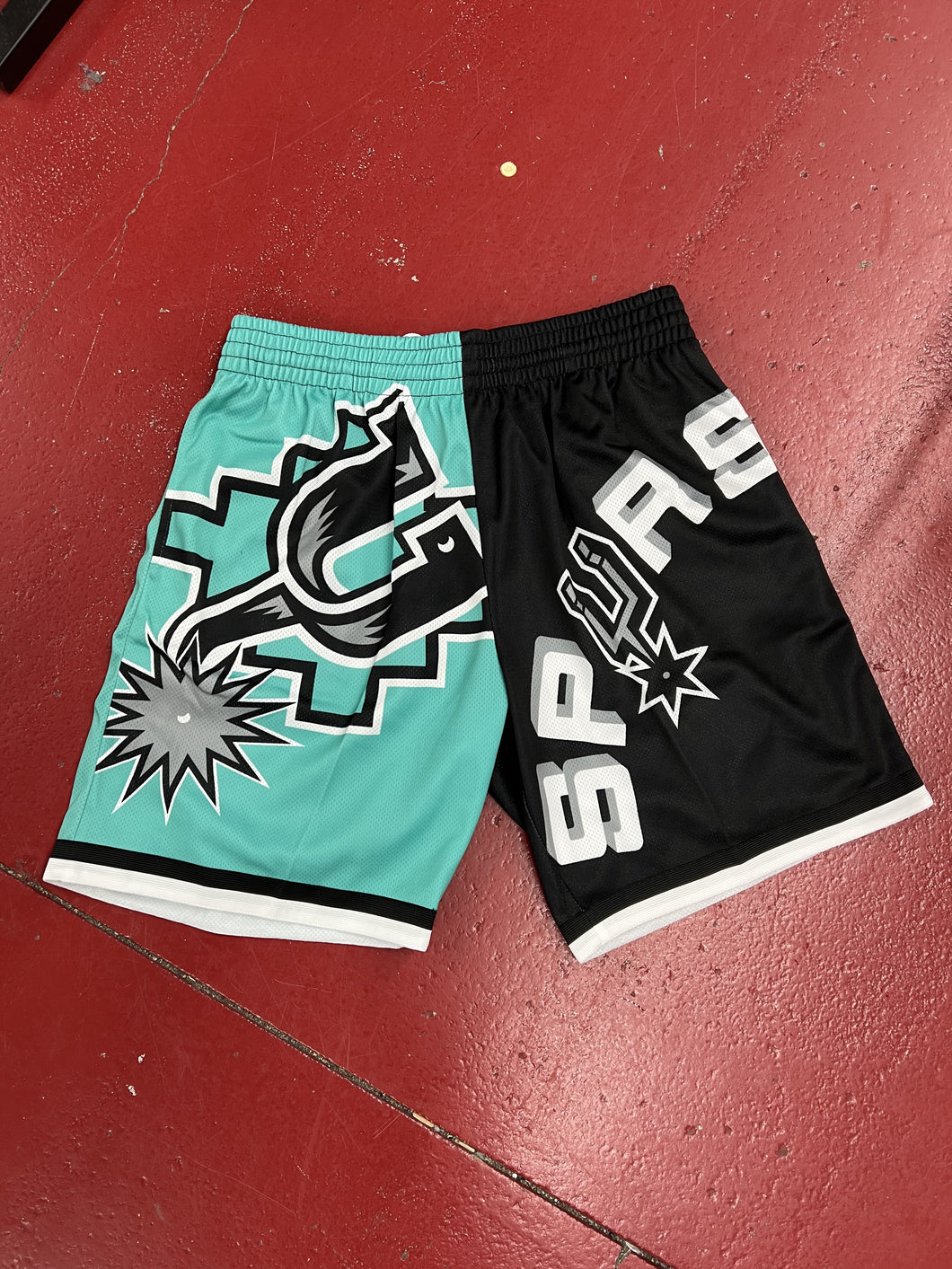 MNN BIGFACE SHORTS SPURS MNSS4351