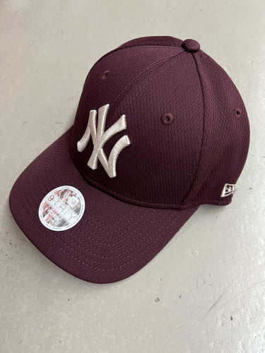 NE NEW YORK CAP MAROON 13058213 W