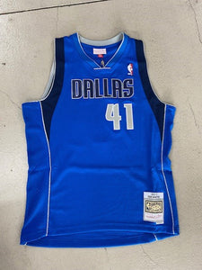 MNN SWG JER MAVS DIRK MNDM4192