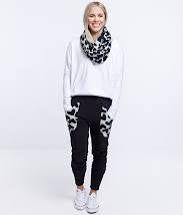 SALE HL12412 SCARF HEARTS GREY
